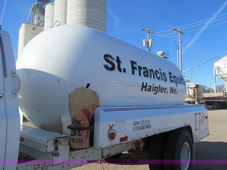 image for item G9622 1989 Chevrolet Kodiak propane bobtail truck