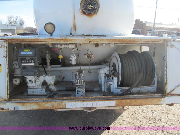 image for item G9622 1989 Chevrolet Kodiak propane bobtail truck