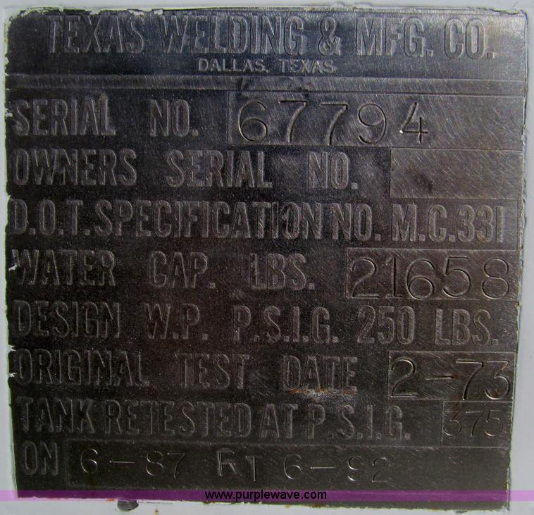 image for item G9622 1989 Chevrolet Kodiak propane bobtail truck