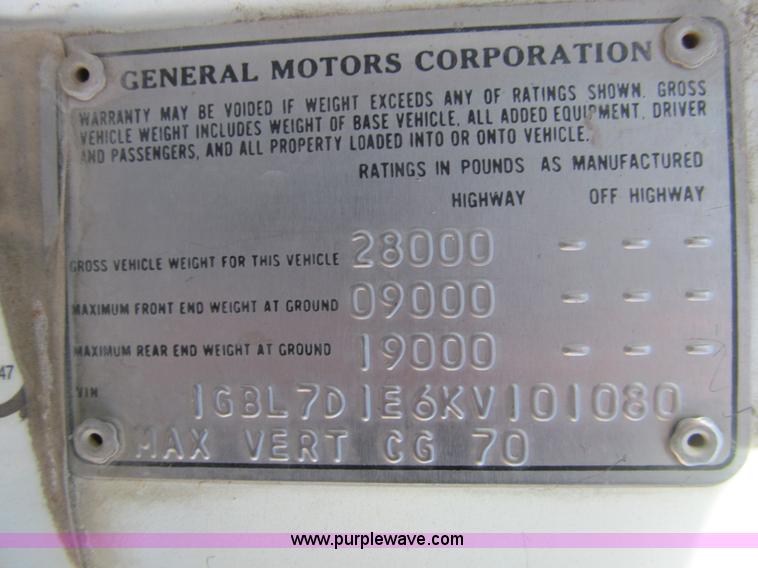 image for item G9622 1989 Chevrolet Kodiak propane bobtail truck