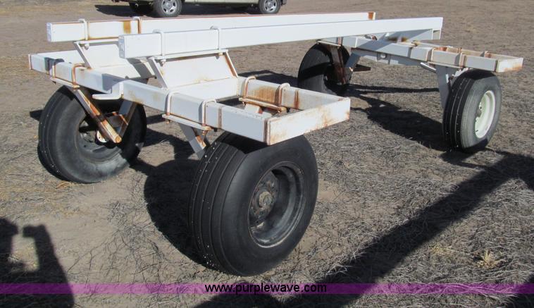 image for item G9628 Anhydrous tank running gear