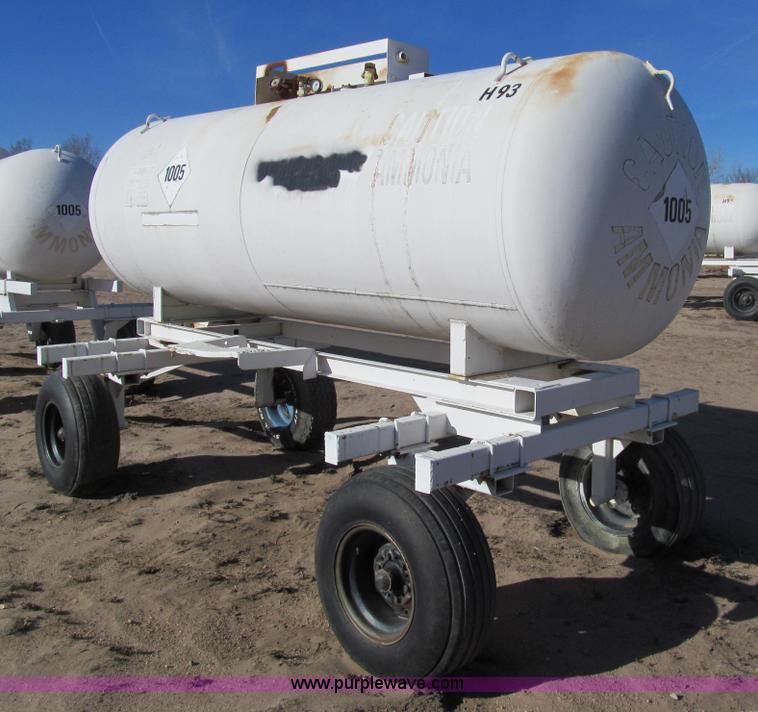 image for item G9629 Anhydrous tank and running gear