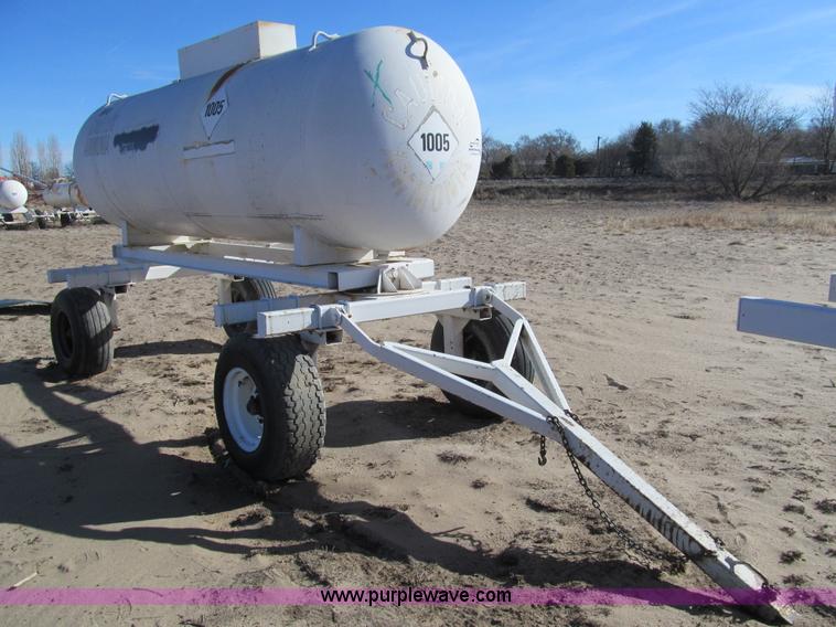 image for item G9629 Anhydrous tank and running gear