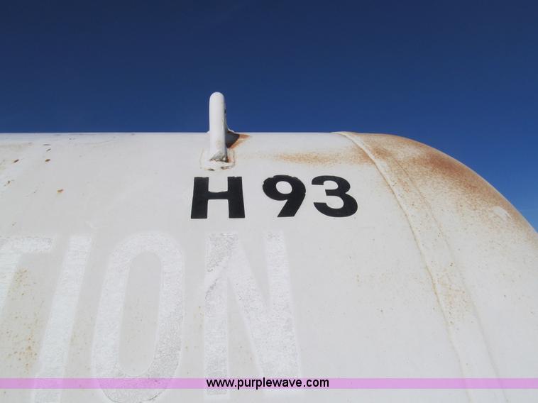 image for item G9629 Anhydrous tank and running gear