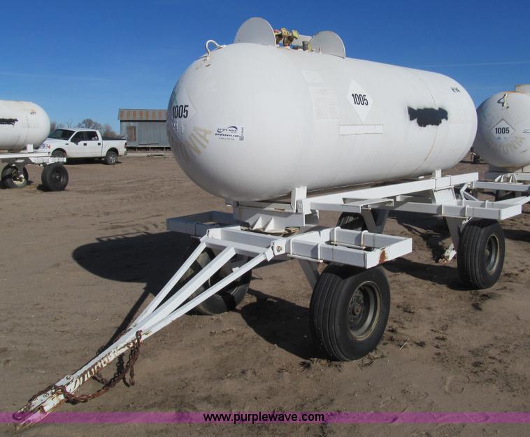 image for item G9630 Anhydrous tank and running gear