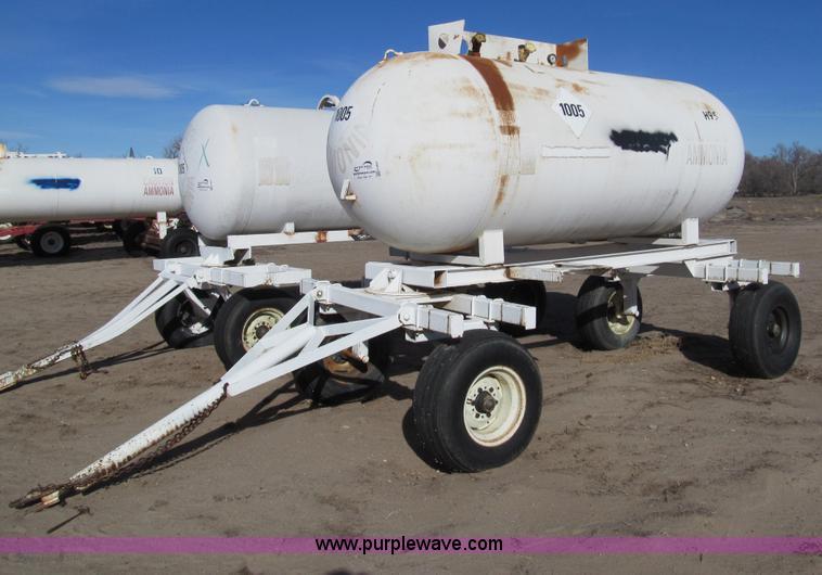 image for item G9631 Anhydrous tank and running gear