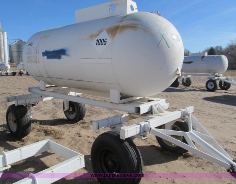 image for item G9631 Anhydrous tank and running gear