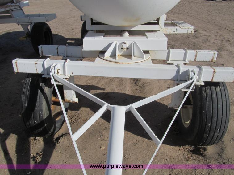 image for item G9631 Anhydrous tank and running gear