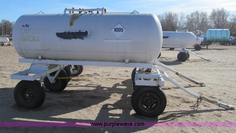 image for item G9632 Anhydrous tank and running gear