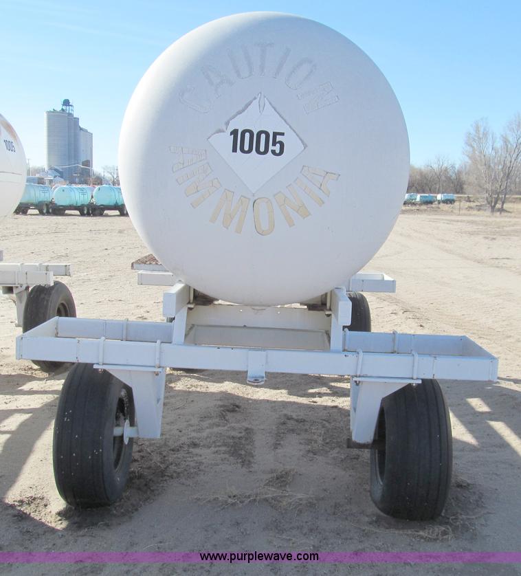 image for item G9632 Anhydrous tank and running gear