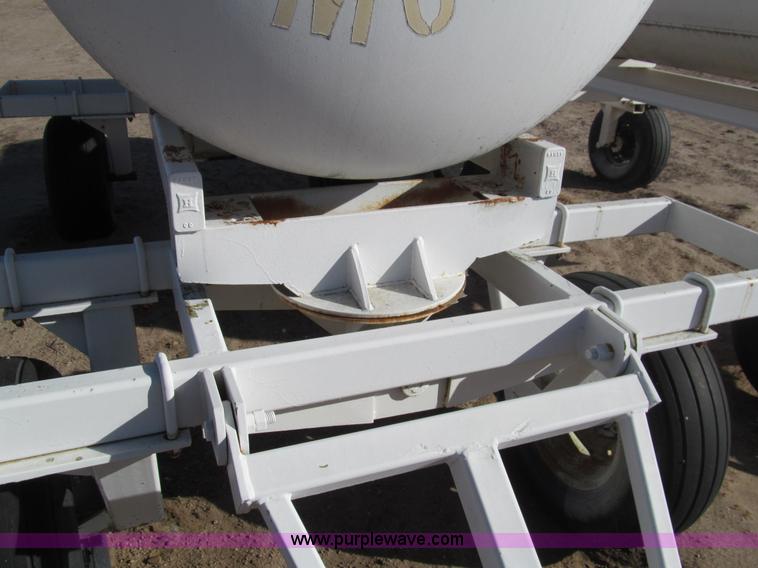 image for item G9632 Anhydrous tank and running gear