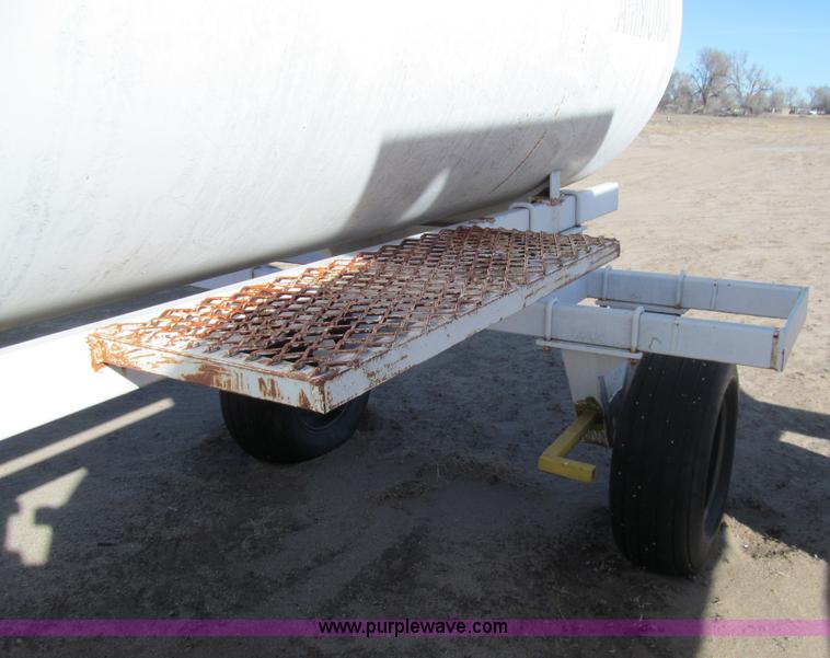 image for item G9632 Anhydrous tank and running gear