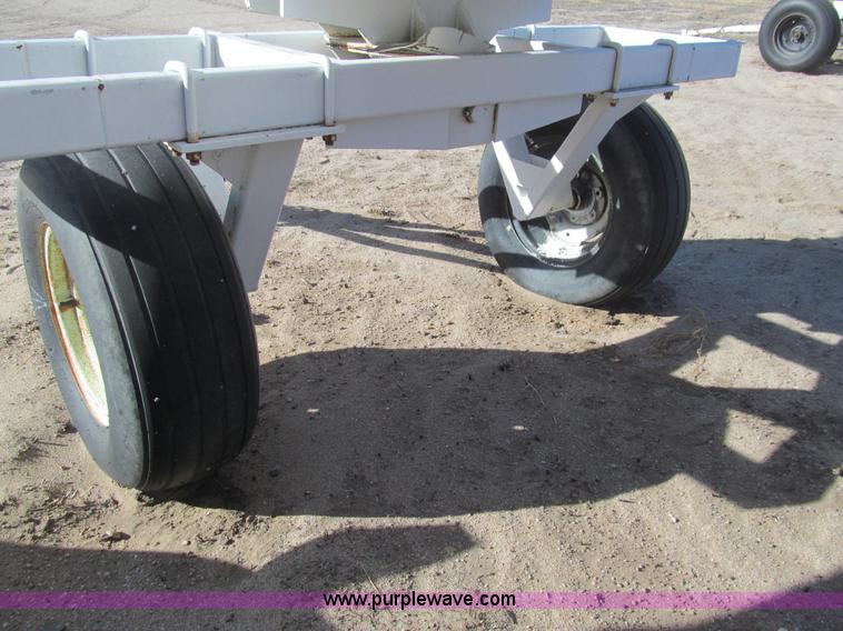 image for item G9632 Anhydrous tank and running gear