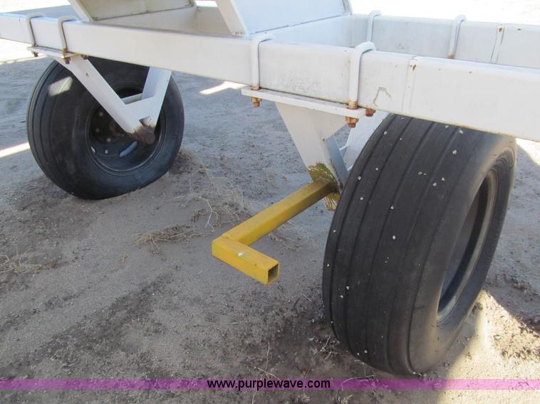 image for item G9632 Anhydrous tank and running gear