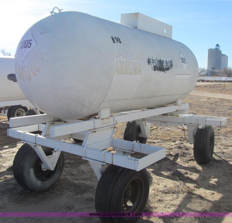 image for item G9633 Anhydrous tank and running gear
