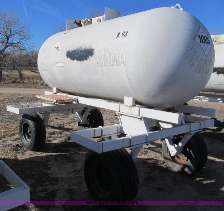 image for item G9633 Anhydrous tank and running gear