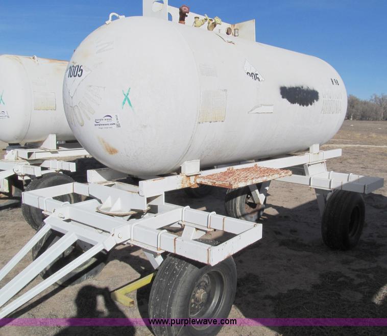 image for item G9633 Anhydrous tank and running gear