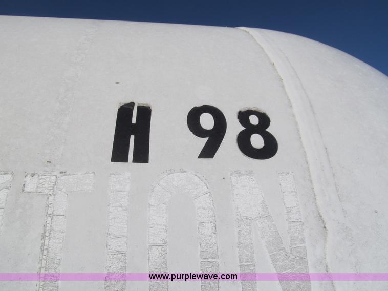 image for item G9633 Anhydrous tank and running gear