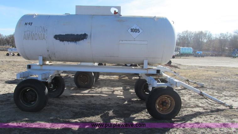 image for item G9634 Anhydrous tank and running gear