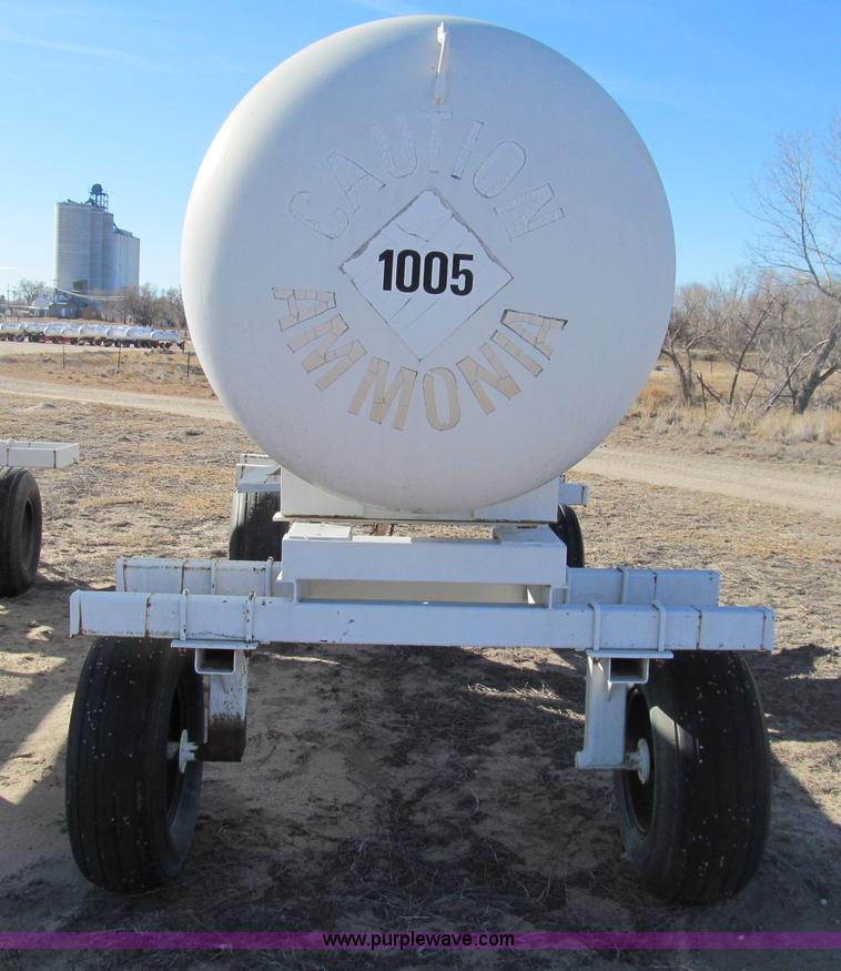 image for item G9634 Anhydrous tank and running gear