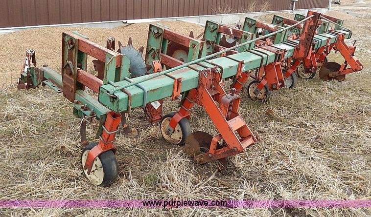 image for item H1254 Glencoe six row cultivator