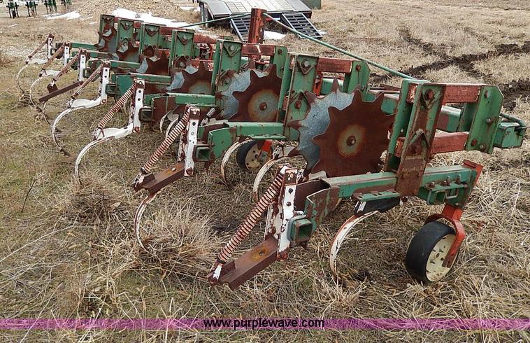 image for item H1254 Glencoe six row cultivator