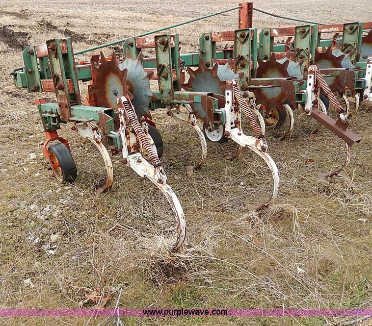 image for item H1254 Glencoe six row cultivator