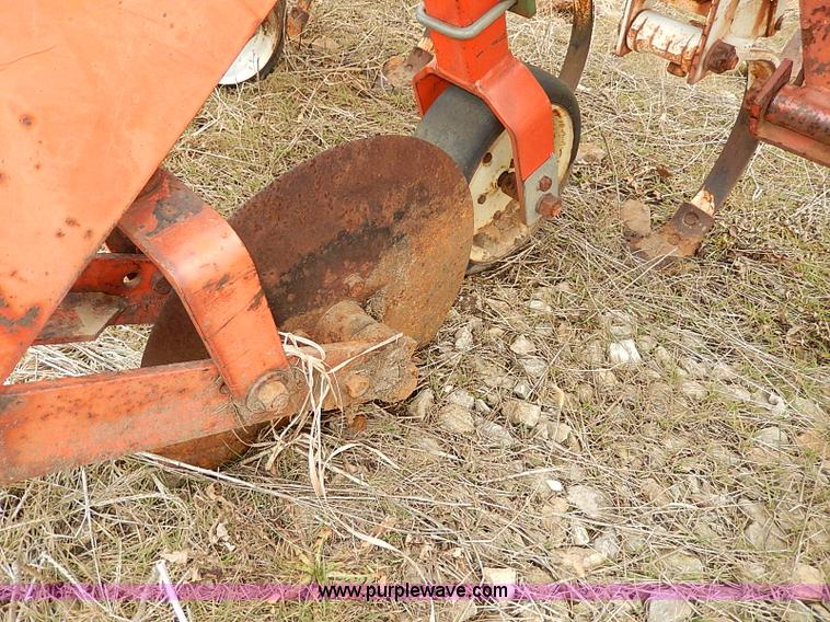 image for item H1254 Glencoe six row cultivator