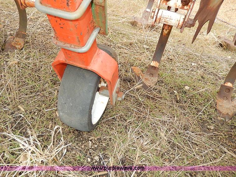 image for item H1254 Glencoe six row cultivator