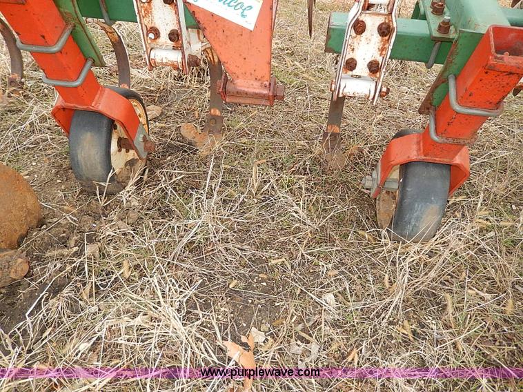 image for item H1254 Glencoe six row cultivator