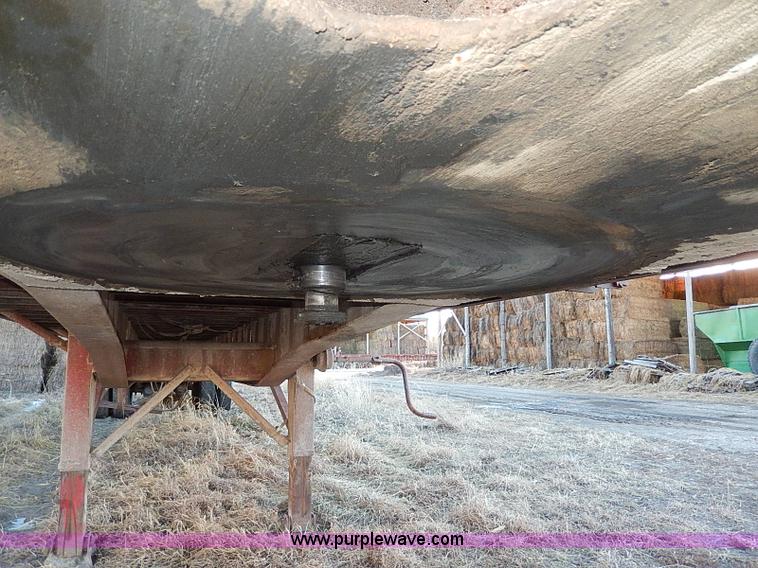 image for item H1291 1986 Transcraft flatbed trailer