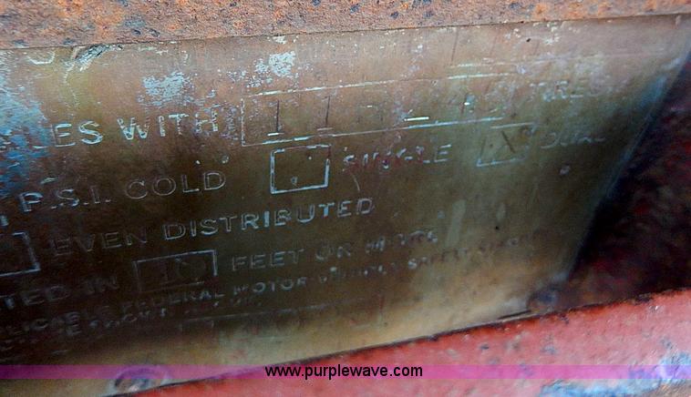 image for item H1291 1986 Transcraft flatbed trailer