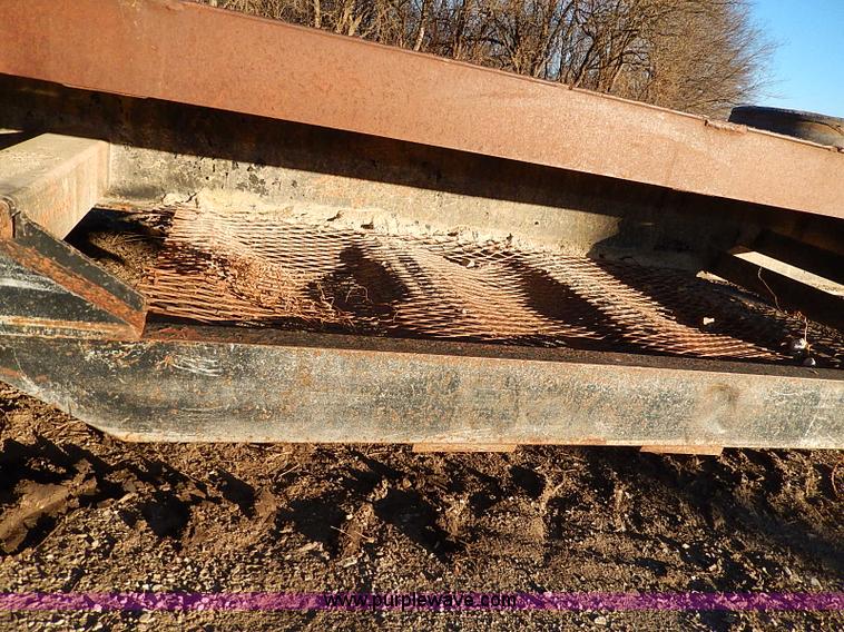 image for item H1292 1977 Jantz LP8-12 expandable combine trailer