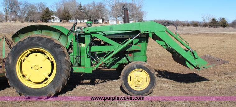 image for item H1300 1961 John Deere 1010 tractor with loader