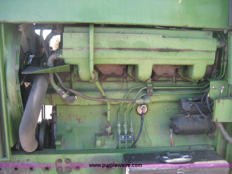 image for item I5712 John Deere 4620 tractor