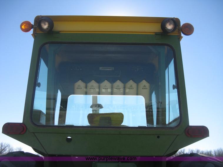 image for item I5712 John Deere 4620 tractor