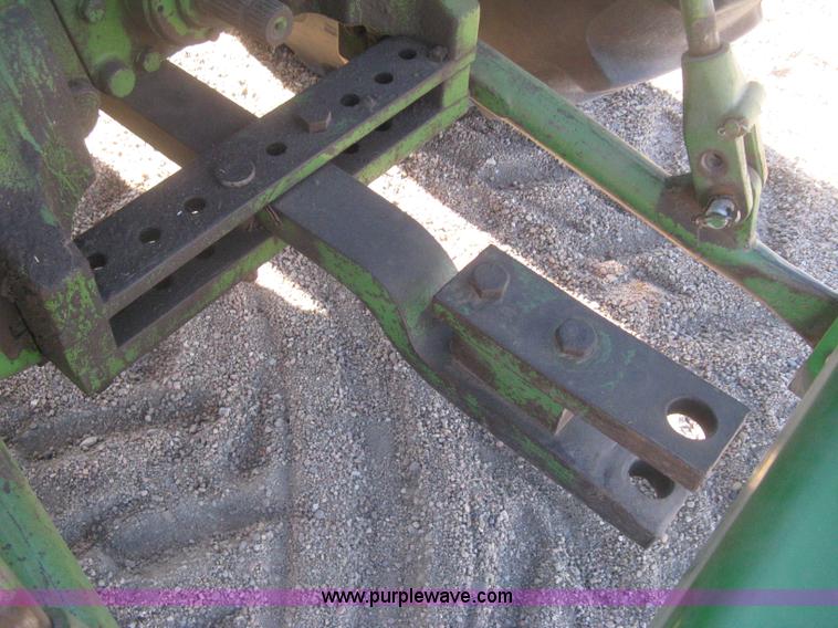 image for item I5712 John Deere 4620 tractor