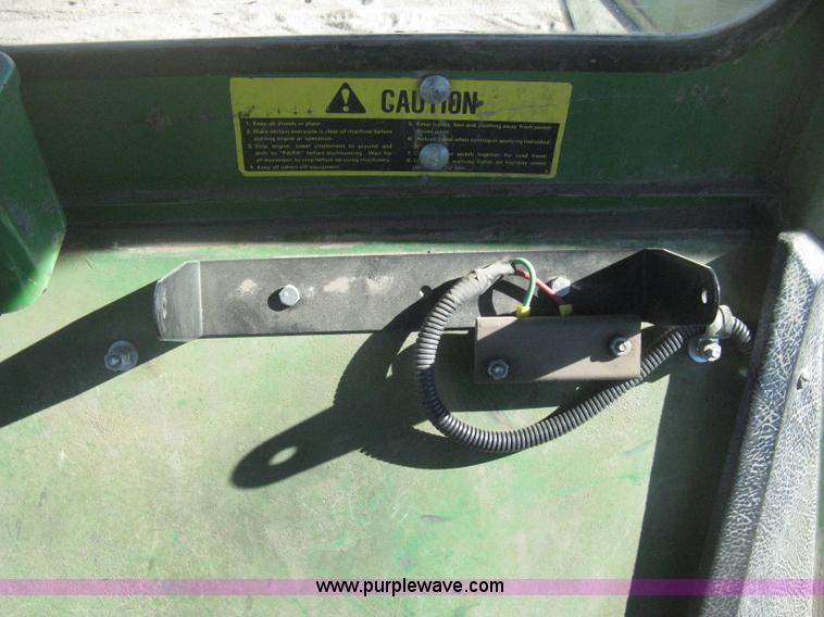 image for item I5712 John Deere 4620 tractor