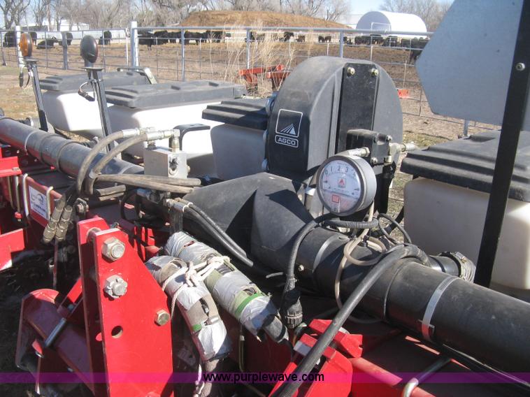 image for item I5713 2004 AGCO White 8706 planter