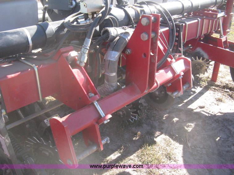 image for item I5713 2004 AGCO White 8706 planter