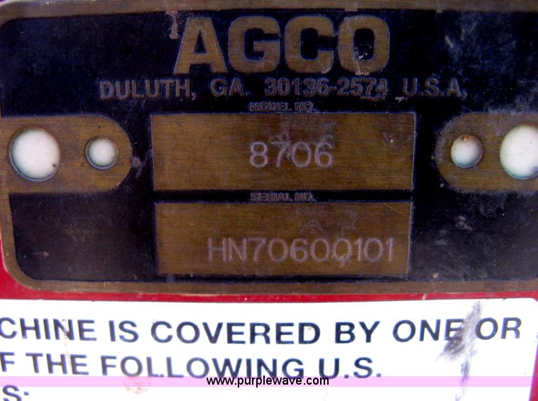 image for item I5713 2004 AGCO White 8706 planter
