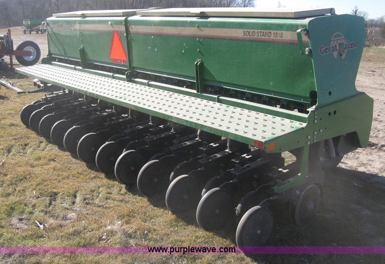 image for item I5714 1997 Great Plains Solid Stand 1510 grain drill