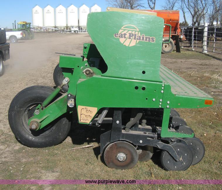 image for item I5714 1997 Great Plains Solid Stand 1510 grain drill