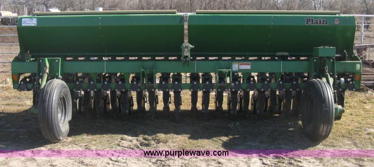 image for item I5714 1997 Great Plains Solid Stand 1510 grain drill