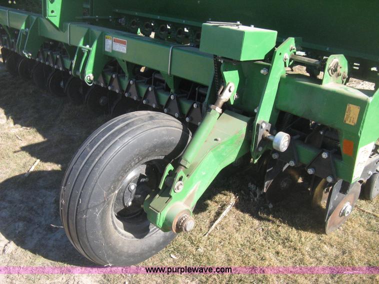 image for item I5714 1997 Great Plains Solid Stand 1510 grain drill