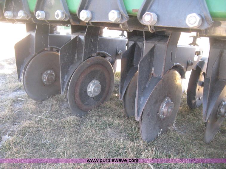 image for item I5714 1997 Great Plains Solid Stand 1510 grain drill