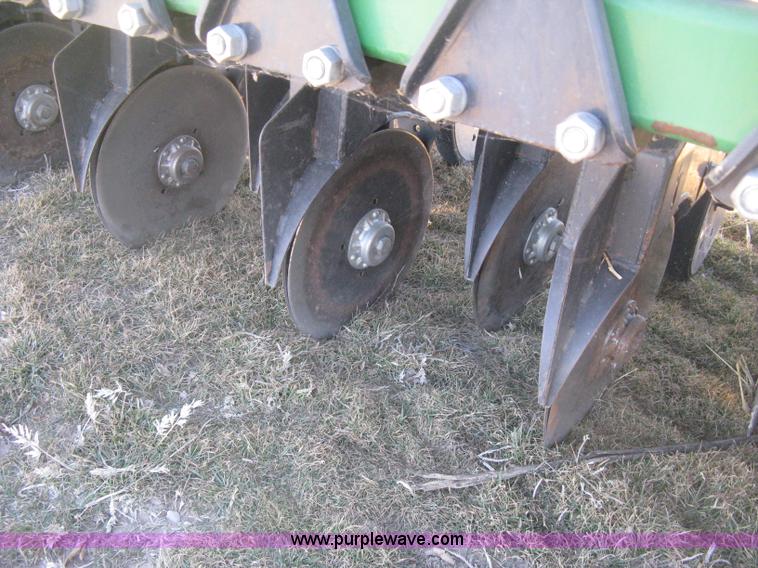 image for item I5714 1997 Great Plains Solid Stand 1510 grain drill