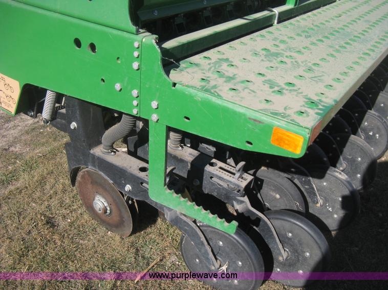 image for item I5714 1997 Great Plains Solid Stand 1510 grain drill