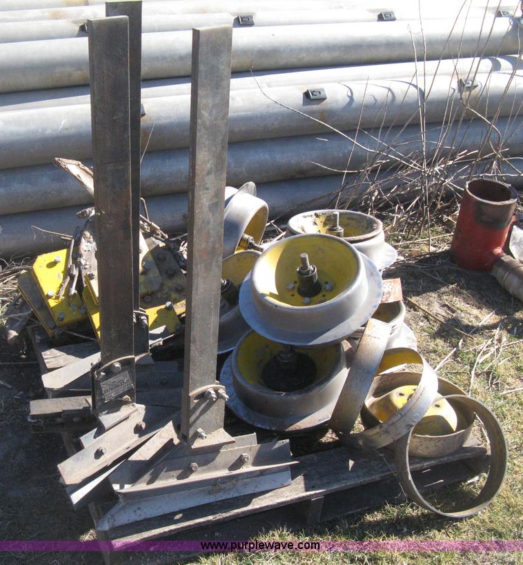 image for item I5715 Buffalo 4600-6H-30 multi-function cultivator