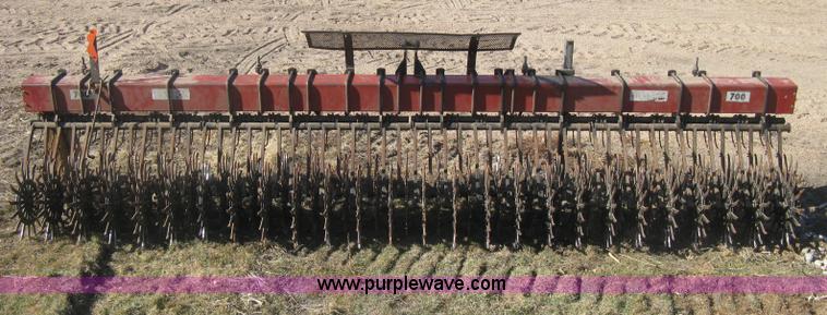 image for item I5716 Hiniker 700 rotary hoe